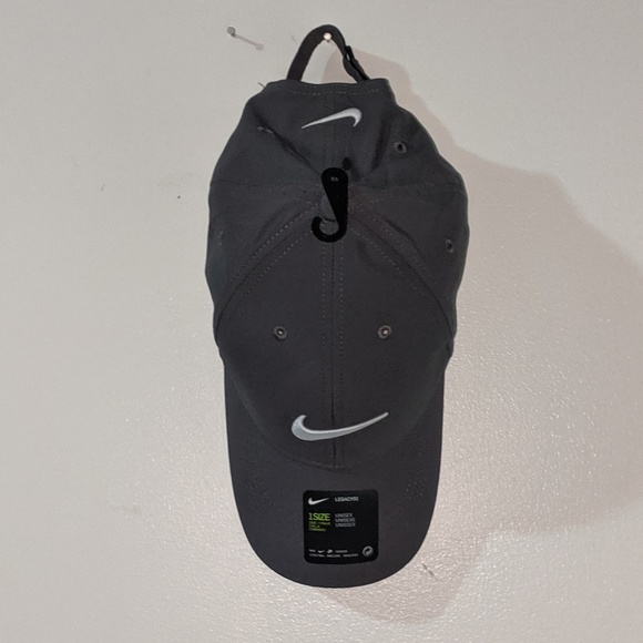 Nike Accessories - Nike Men's Legacy91 Tech Golf Hat
